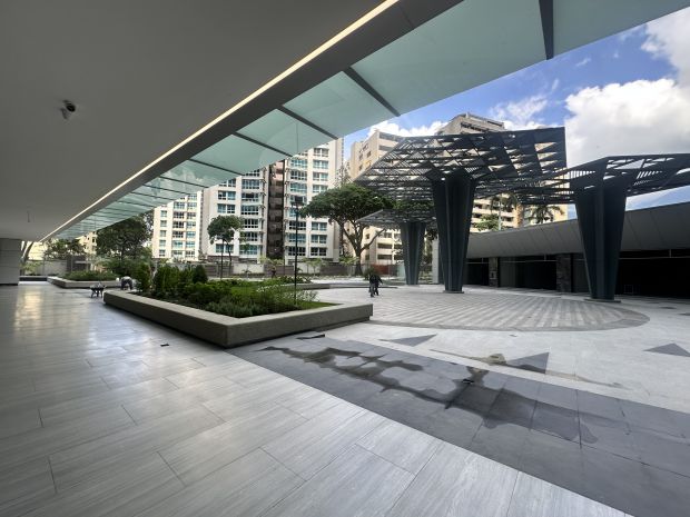 Alquiler Oficina en Obra Gris en Centro Empresarial La esmeralda Bella