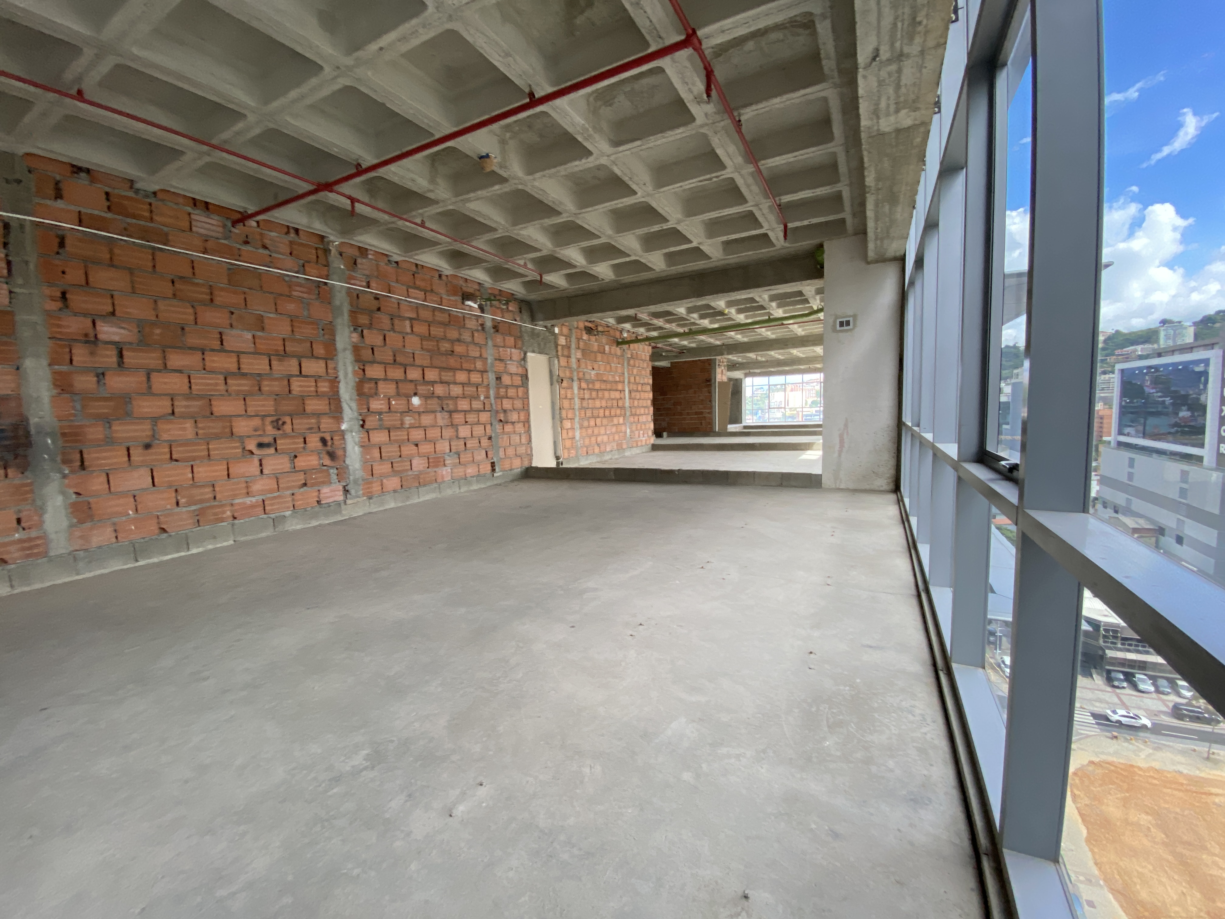 OFICINA EN VENTA EN OBRA GRIS EN LAS MERCEDES Anma