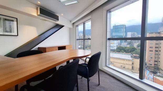 Oficina de lujo  en venta en el Rosal OsVi