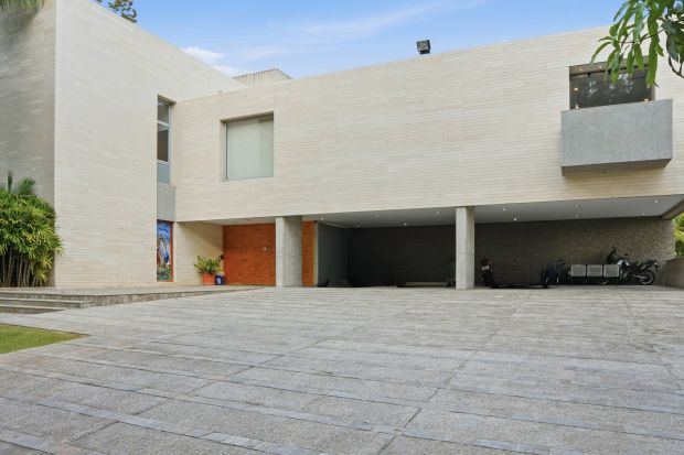 IMPONENTE CASA EN VENTA EN EL COUNTRY CLUB ANMA