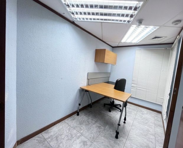 Local comercial en venta en los dos caminos a pie de calle JULI
