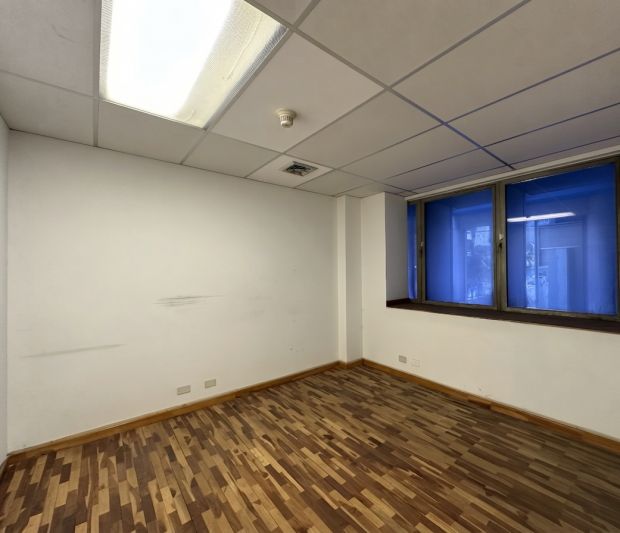 Oficina en venta Mene Grande en Los Palos Grandes OsVi