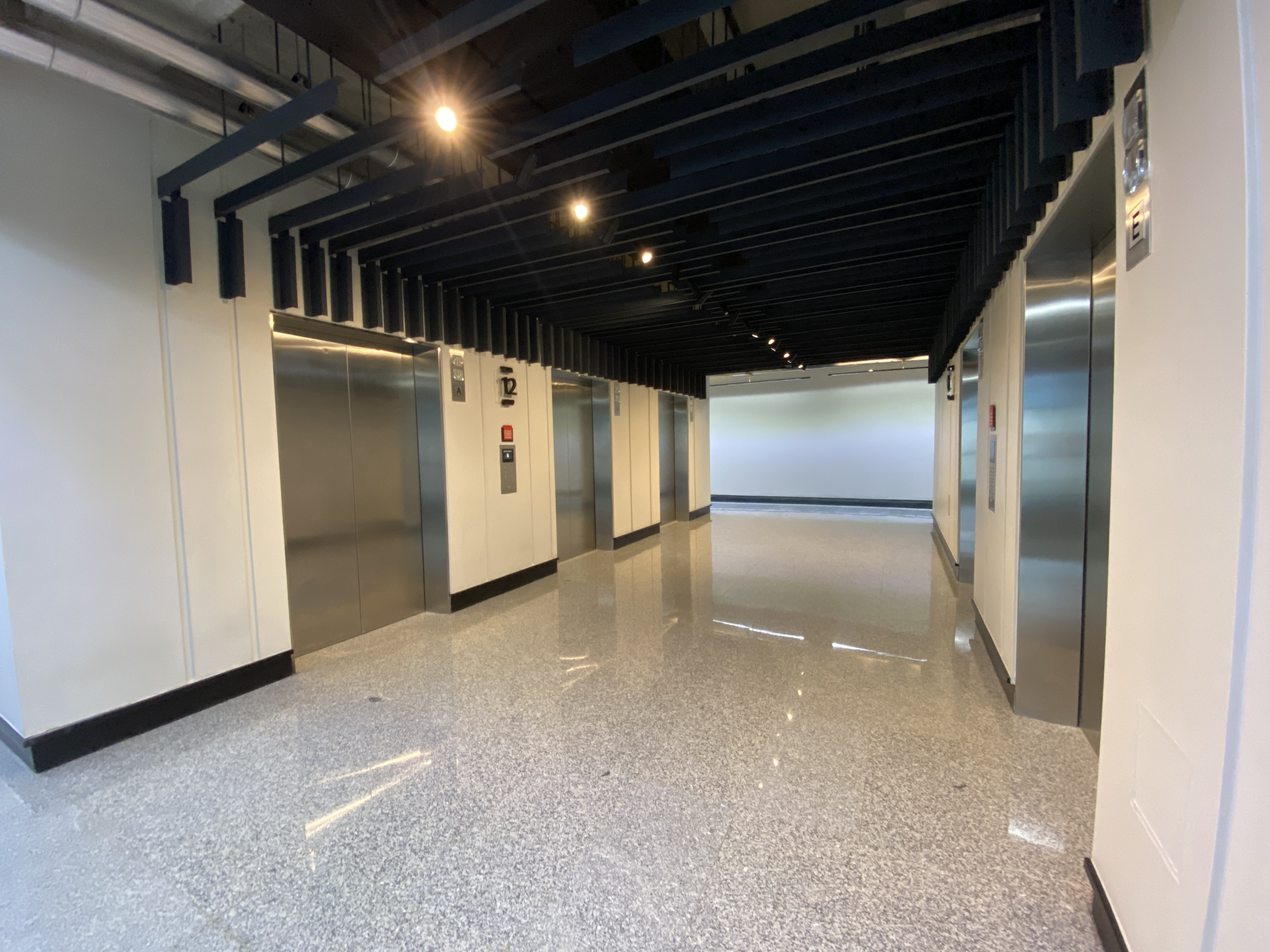 OFICINA EN VENTA EN OBRA GRIS EN LAS MERCEDES Anma