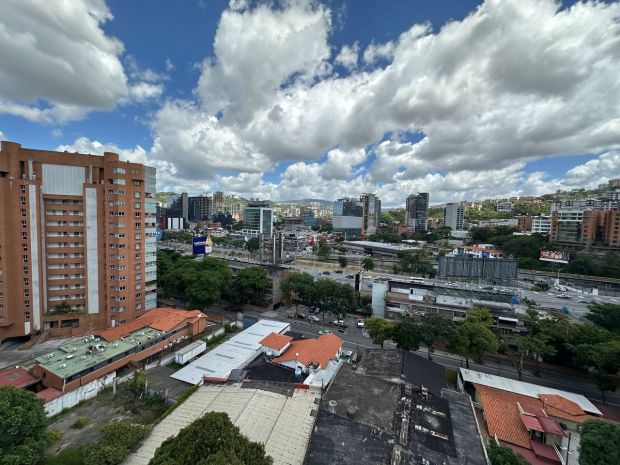 APARTAMENTO DE LUJO REMODELADO EN EL ROSAL BELLA