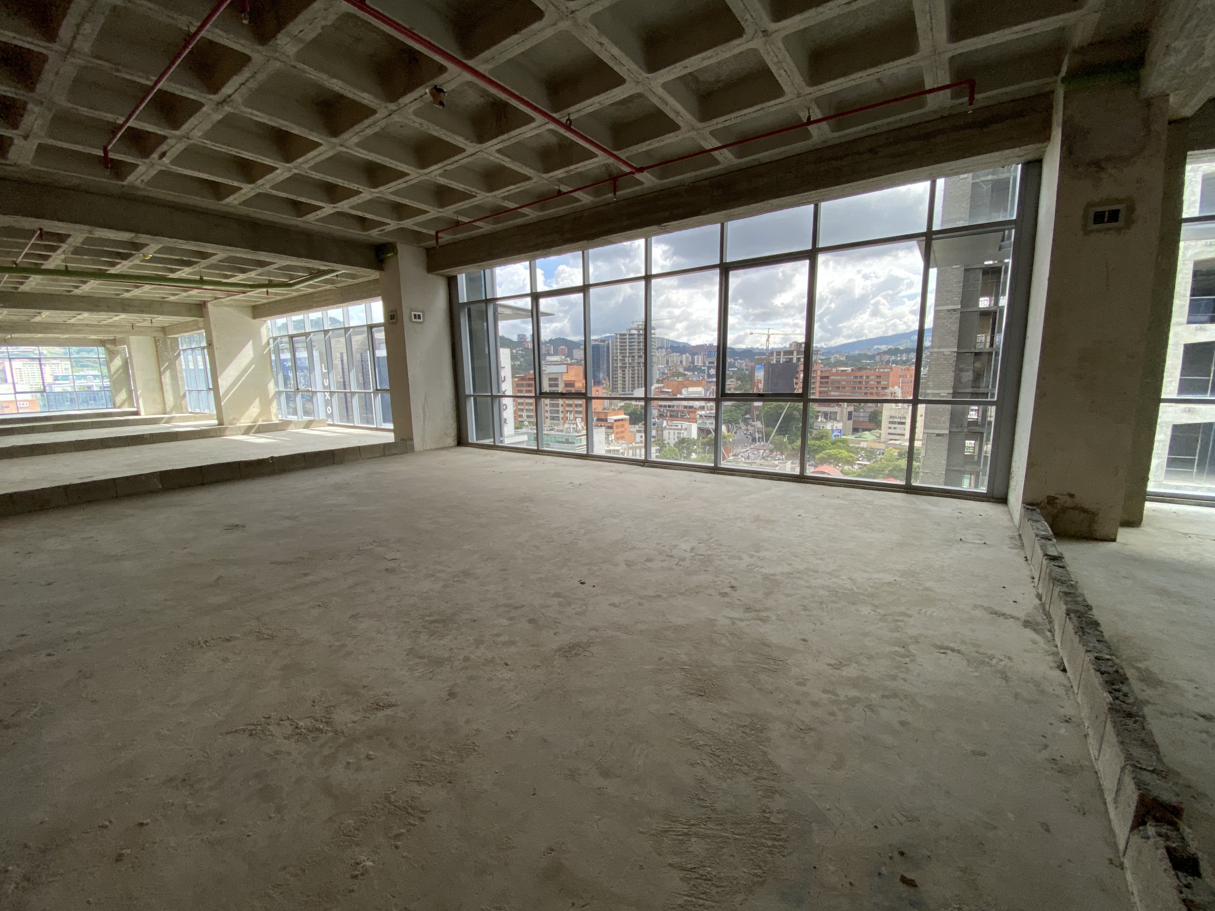 OFICINA EN VENTA EN OBRA GRIS EN LAS MERCEDES Anma