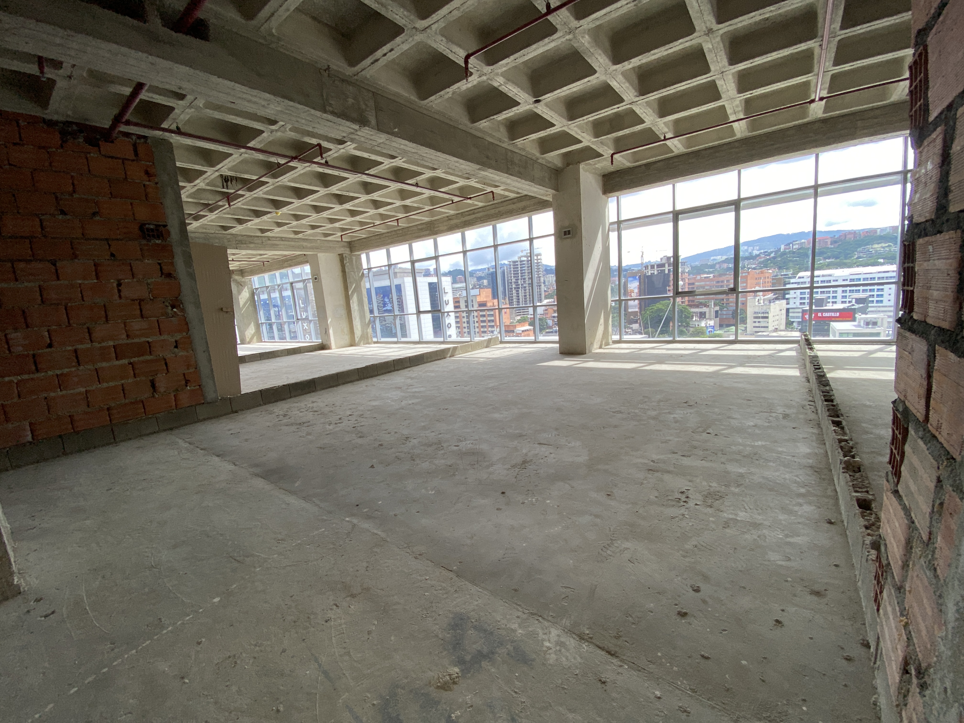 OFICINA EN VENTA EN OBRA GRIS LAS MERCEDES Anma
