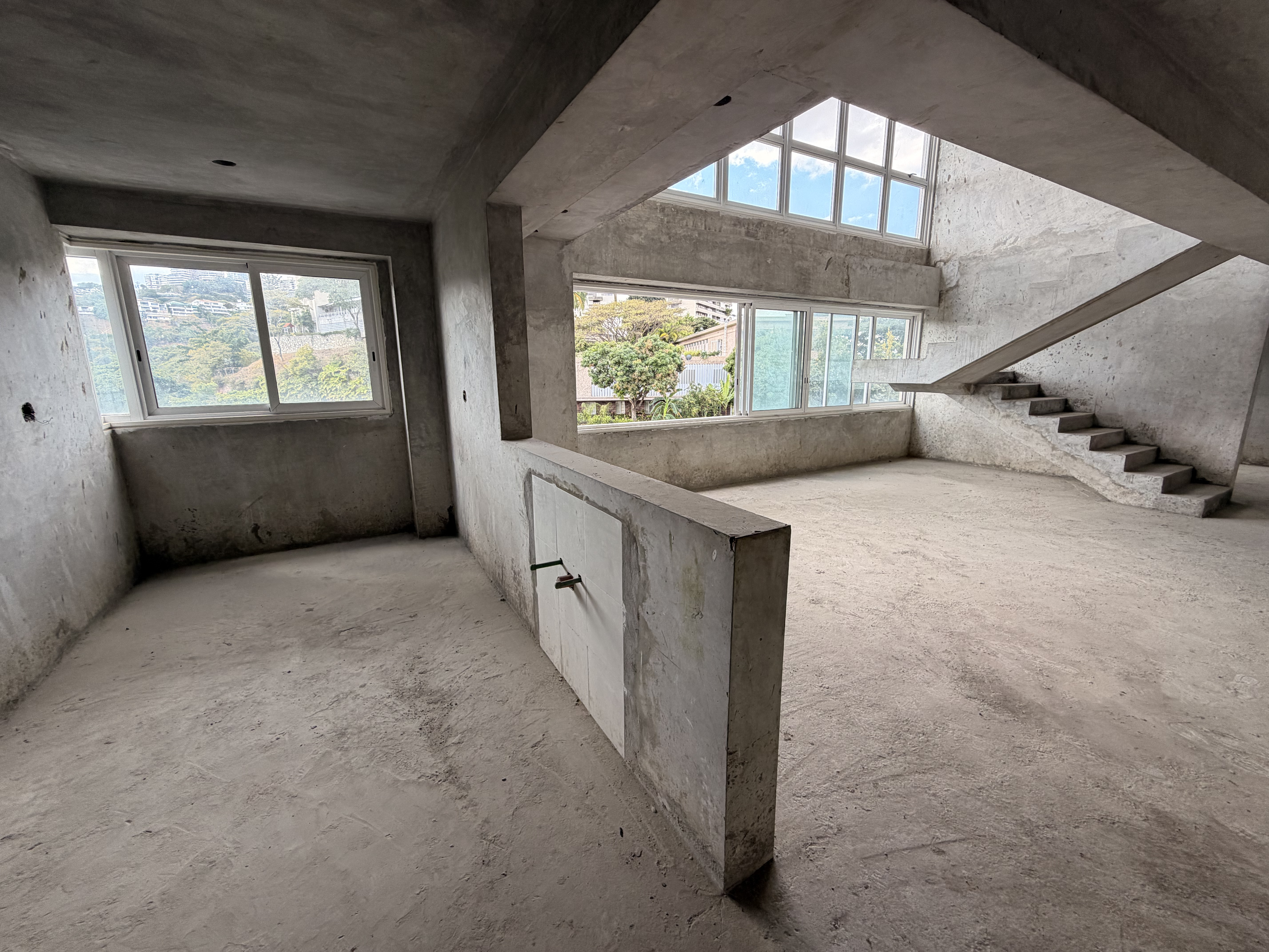 HERMOSO PENT HOUSE EN VENTA CHULAVISTA BELLA