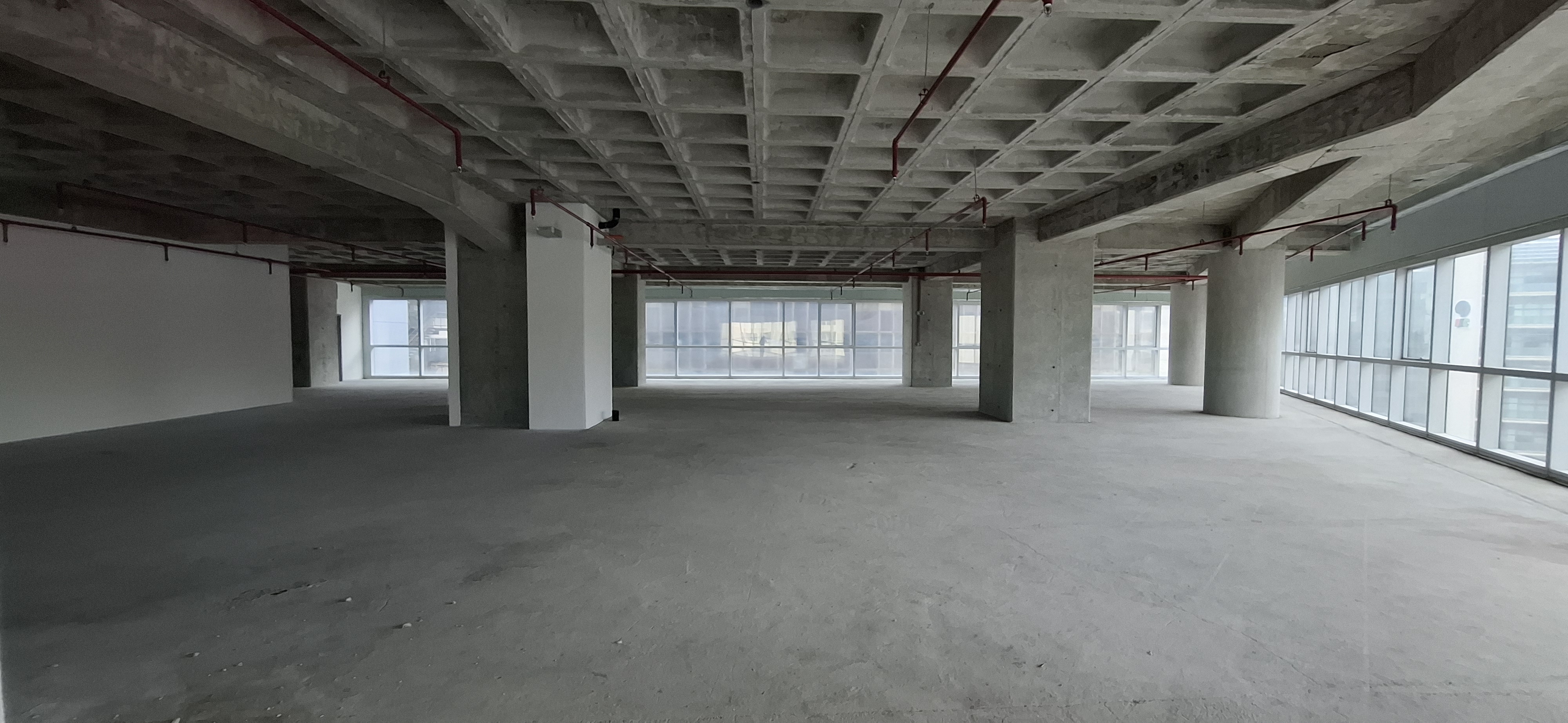Venta Oficina 1200 m2 en Obra Gris en Campo Alegre Bella