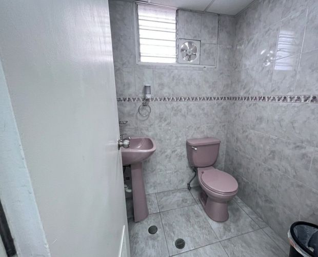 Local comercial en venta en los dos caminos a pie de calle JULI