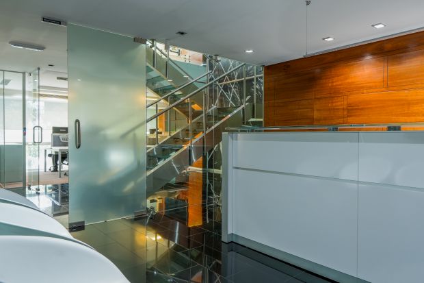 OFICINA DUPLEX DE LUJO EN LAS MERCEDES EN VENTA Anma