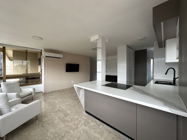 APARTAMENTO DE LUJO REMODELADO EN EL ROSAL BELLA