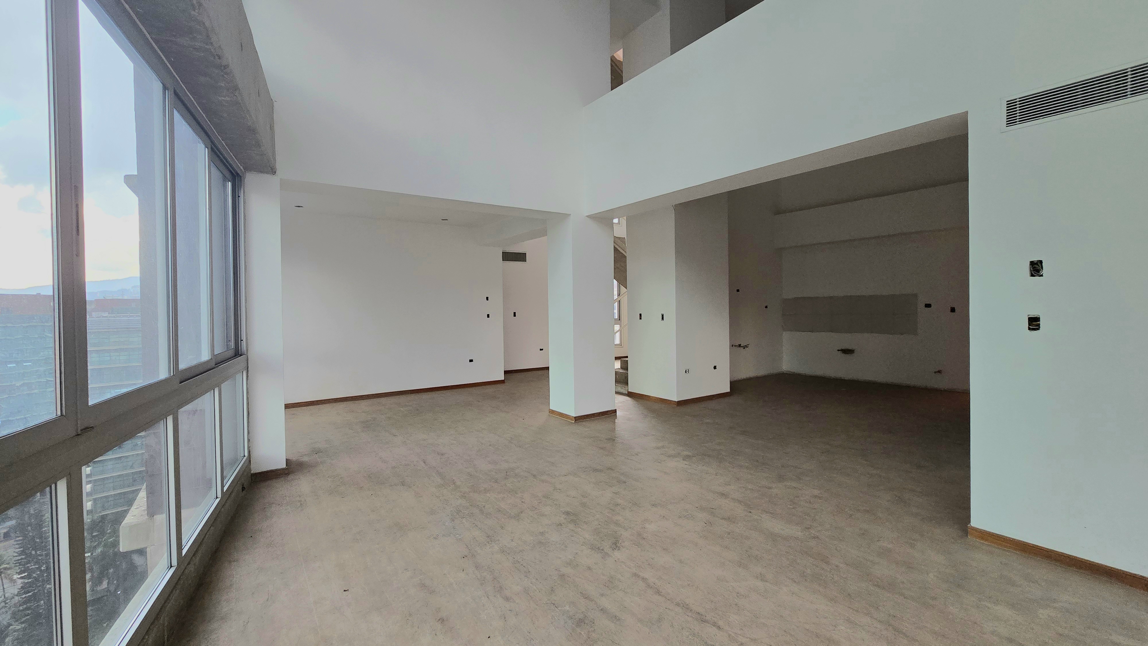 Espectacular Pent House Duplex en Venta en Campo Alegre Bella