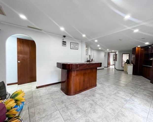 Local comercial en venta en los dos caminos a pie de calle JULI