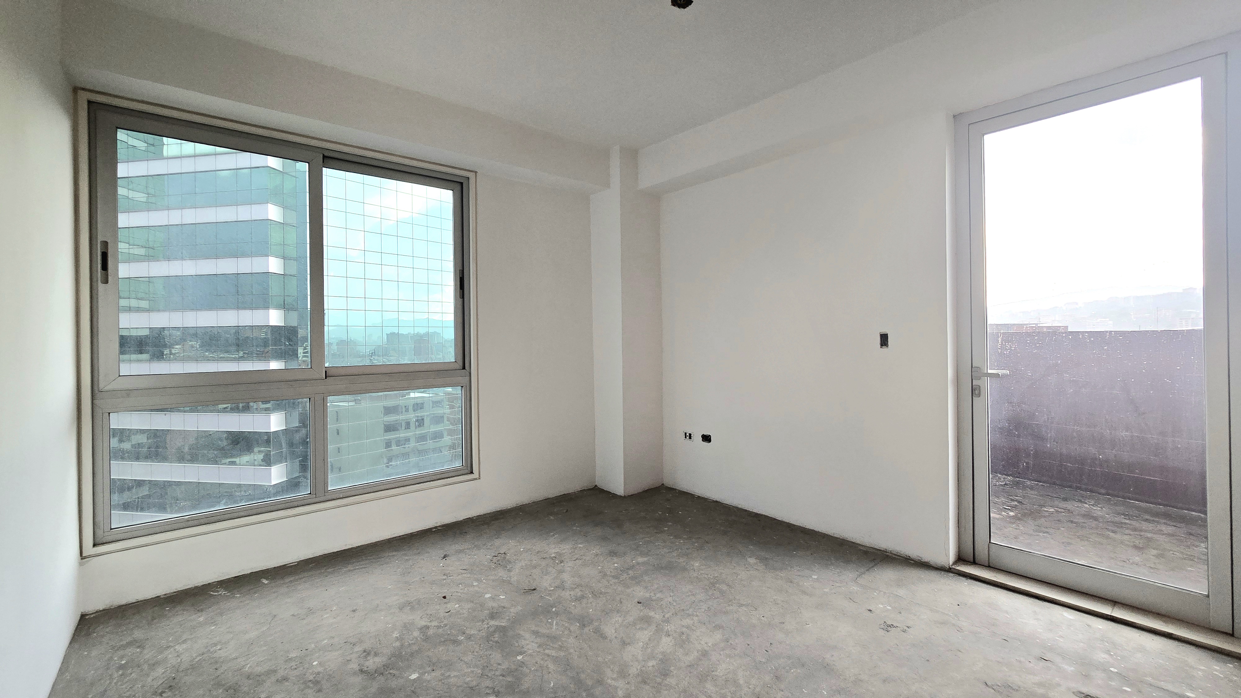 Espectacular Pent House Duplex en Venta en Campo Alegre Bella