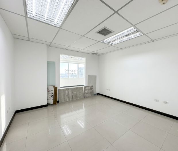 Oficina en venta Mene Grande en Los Palos grandes OsVi