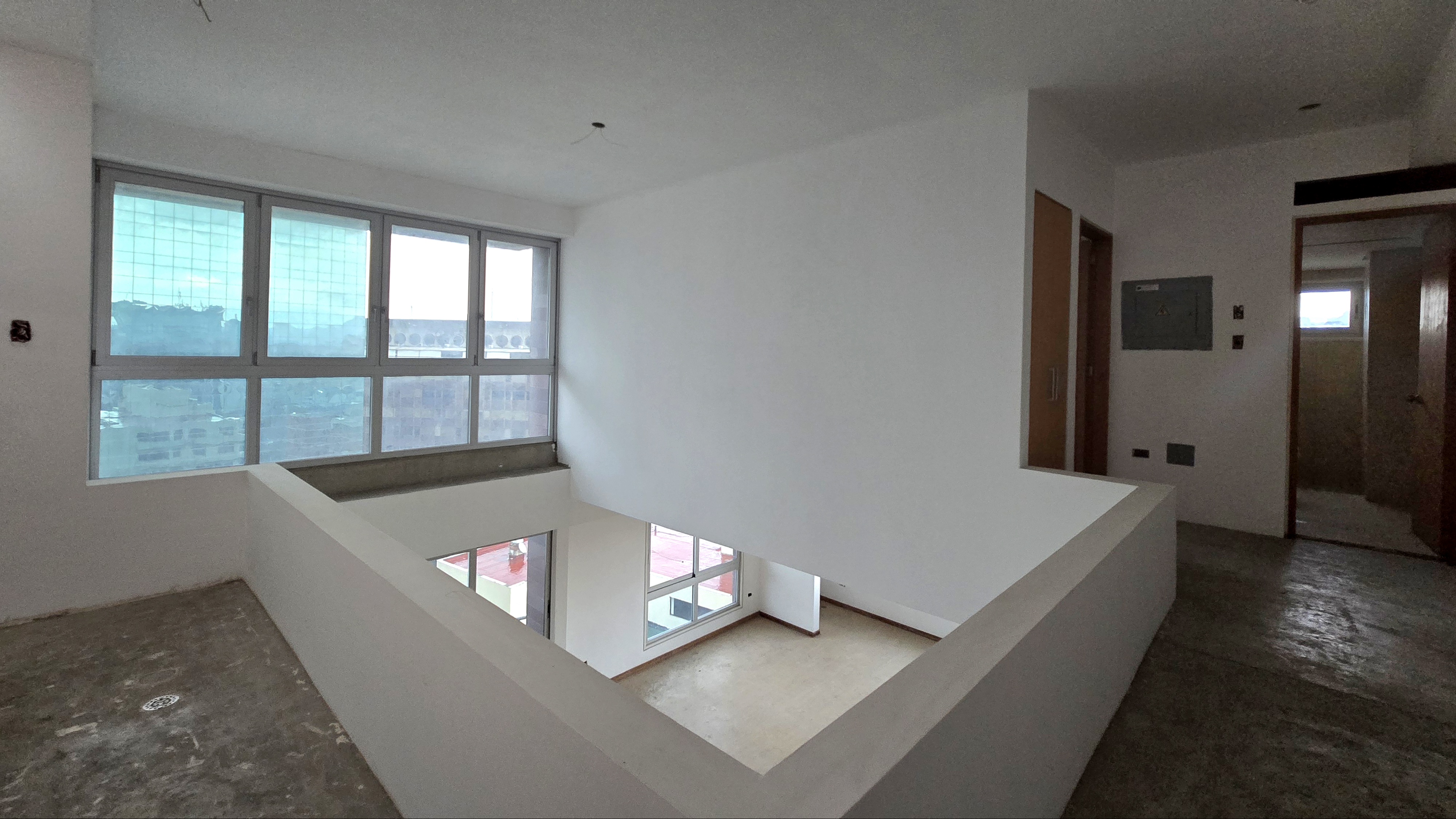Venta Penthouse en Obra Blanca en la Urbanización Campo Alegre Bella