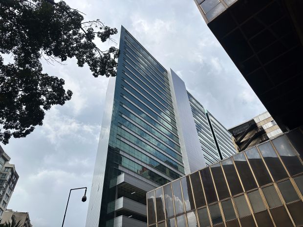 Alquiler Oficina en Obra Gris en Campo Alegre Bella