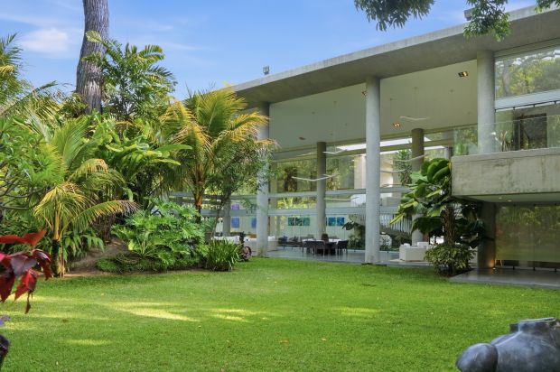 IMPONENTE CASA EN VENTA EN EL COUNTRY CLUB ANMA