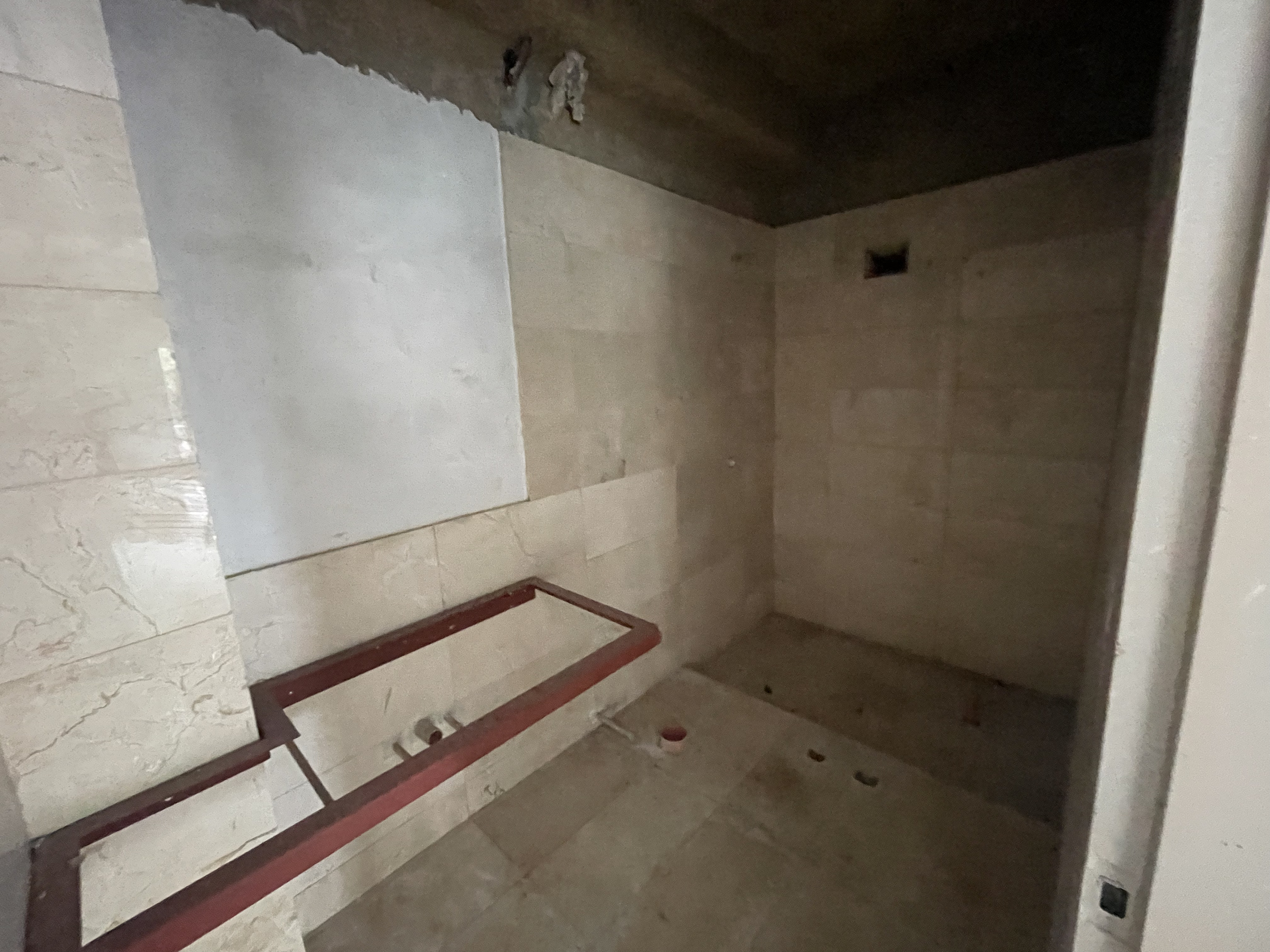 EXCLUSIVO APARTAMENTO  EN OBRA GRIS EN VENTA EN LA LAGUNITA Bella