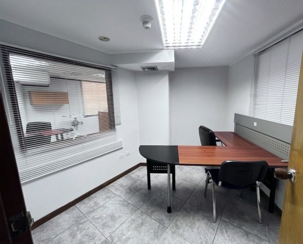 Local comercial en venta en los dos caminos a pie de calle JULI