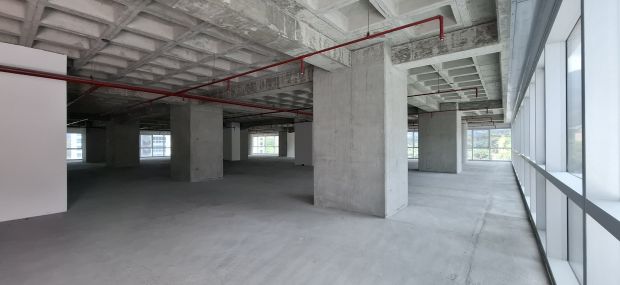 Alquiler Oficina en Obra Gris en Centro Empresarial La esmeralda Bella