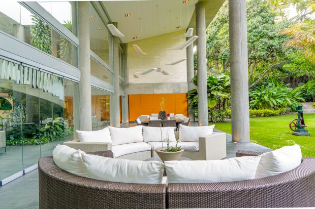 IMPONENTE CASA EN VENTA EN EL COUNTRY CLUB ANMA