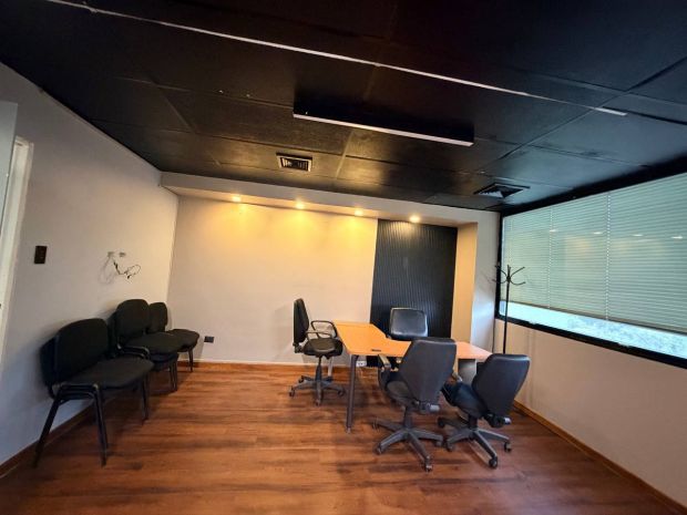 oficina en alquiler en la torre financiera JULI