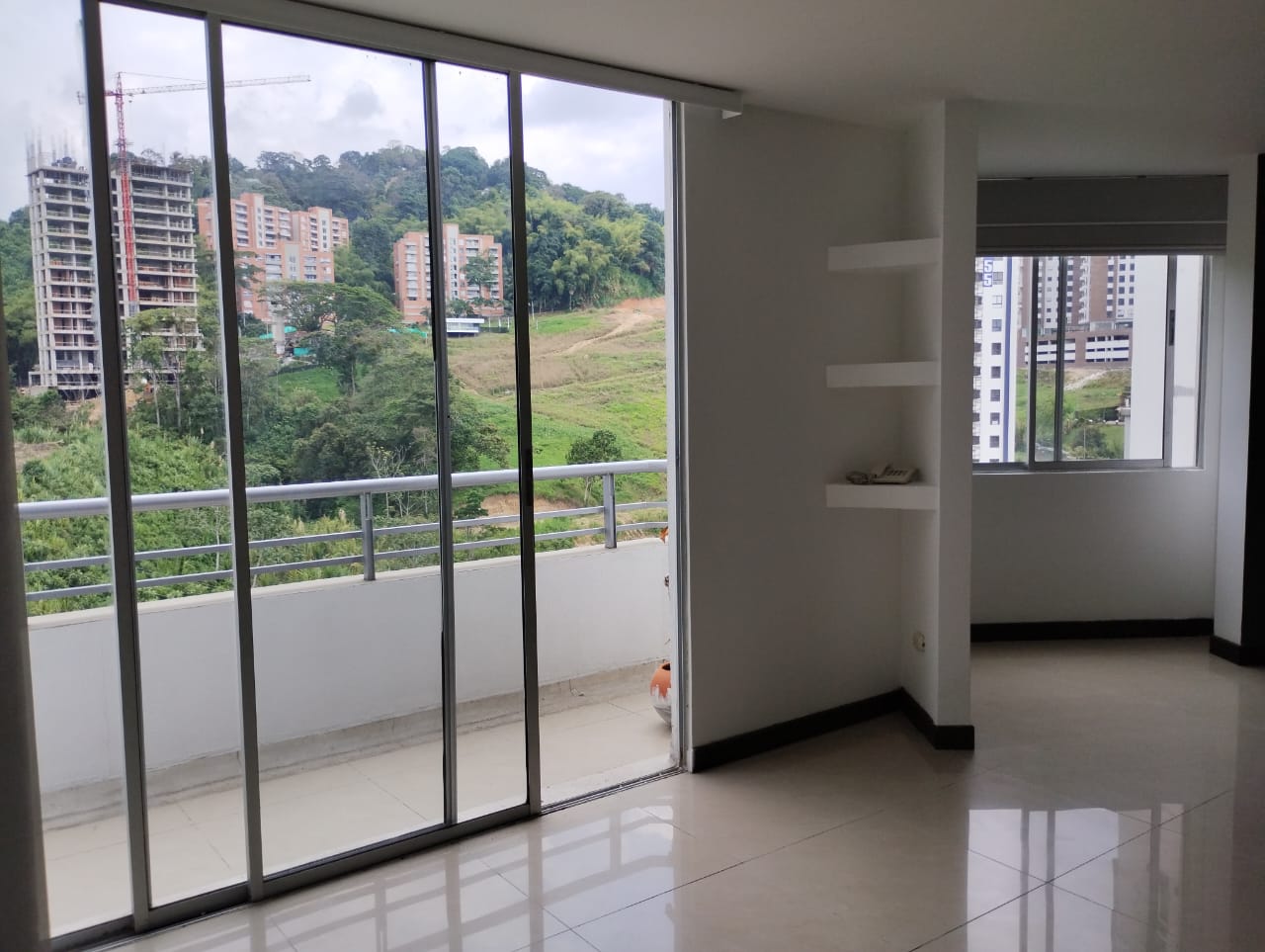 SE VENDE ESPECTACULAR PENTHOUSE EN PINARES