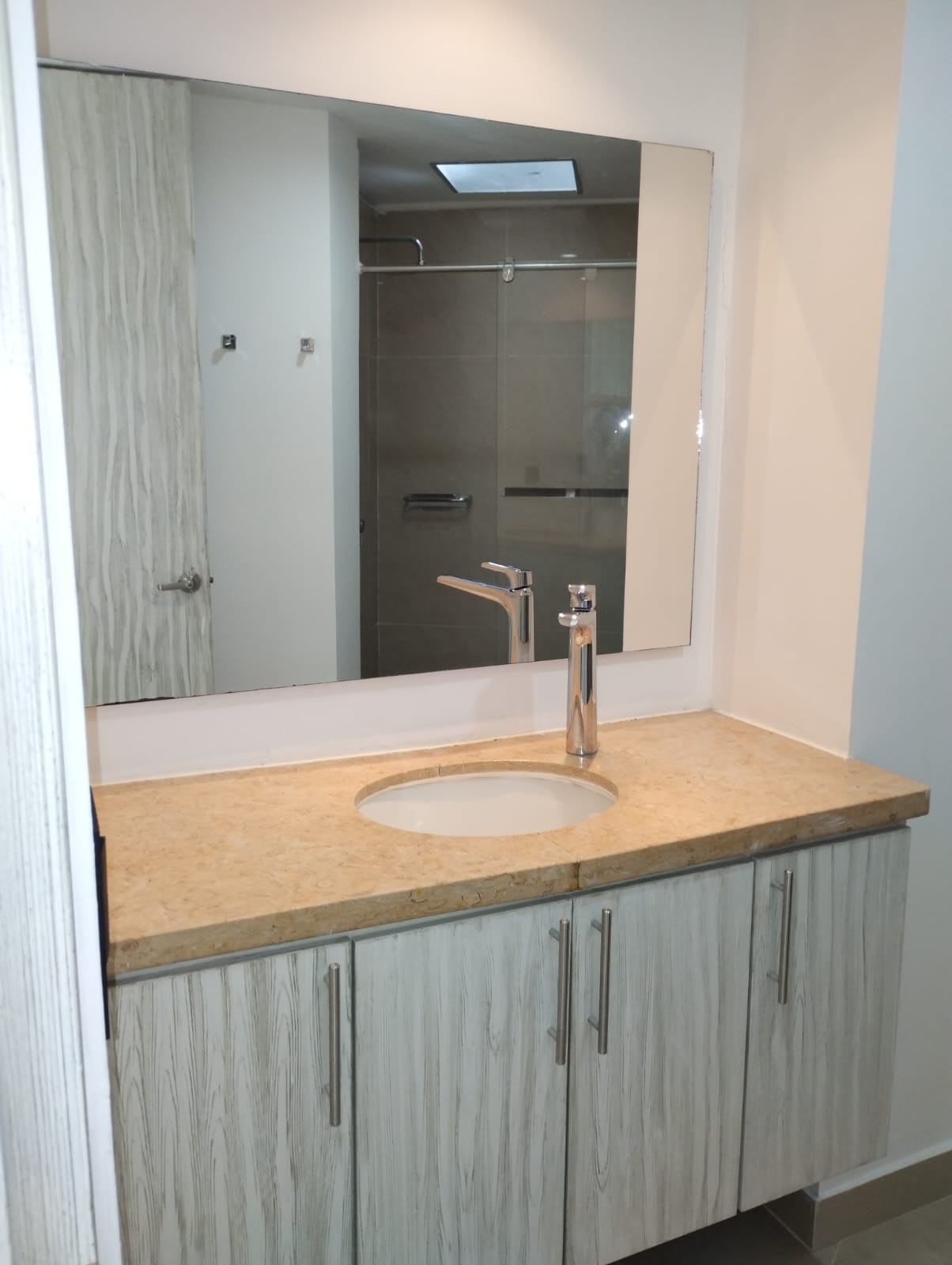 Imagen de SE VENDE ESPECTACULAR PENTHOUSE EN PINARES