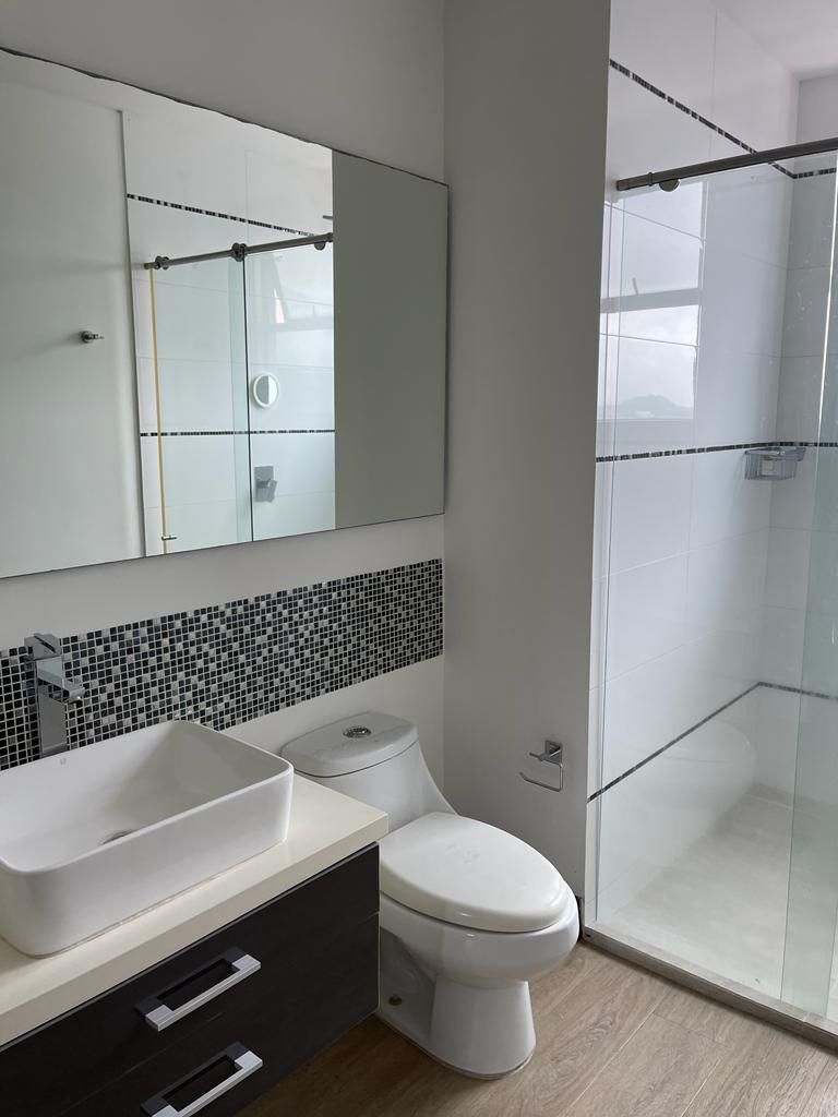 Imagen de VENTA DE APARTAMENTO EN PINARES, PEREIRA, COLOMBIA