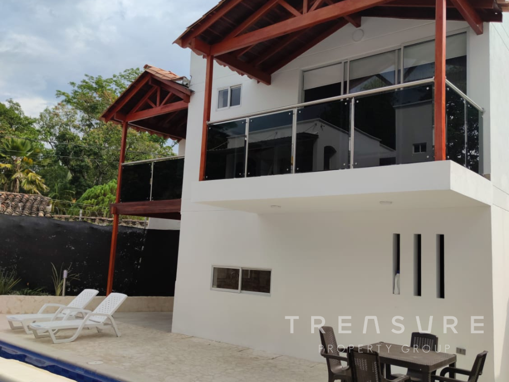 ✨Hermosa Casa de Recreo a 2 cuadras de Santa Fe de Antioquia 🌴