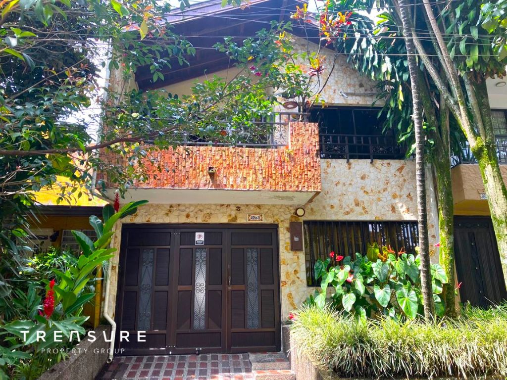 Hermosa Casa en VENTA, sector el Trianon - Envigado