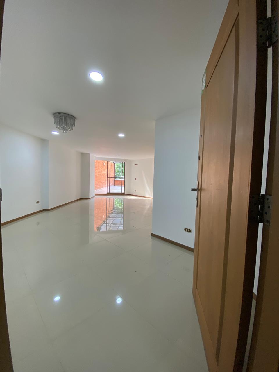 Apartamento en arriendo en Sabaneta