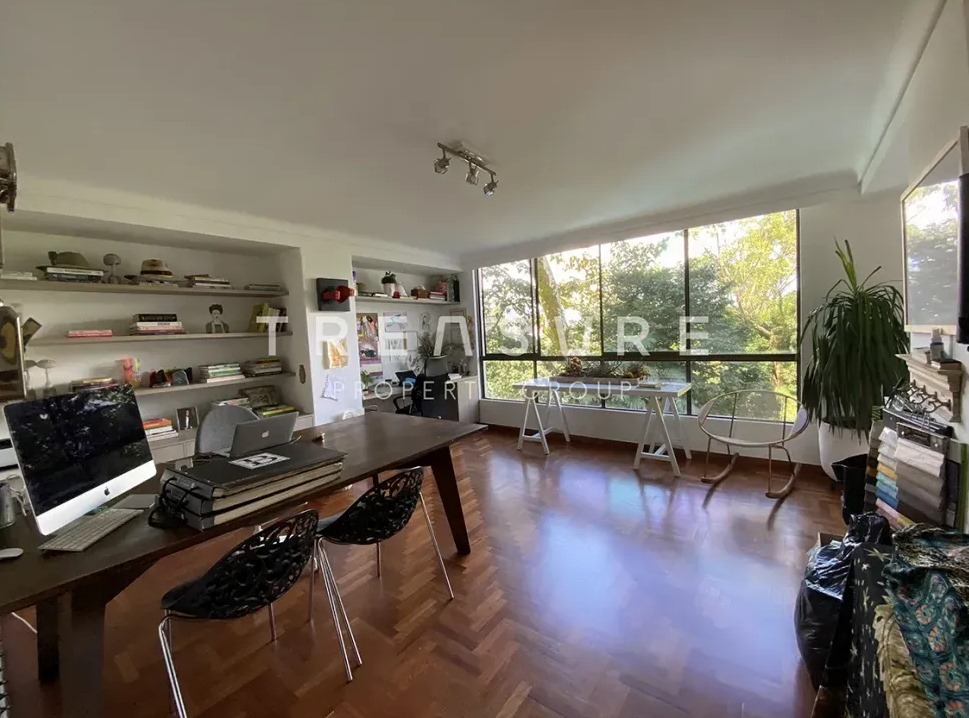 Hermoso y amplio apartamento en exclusivo barrio de El Poblado