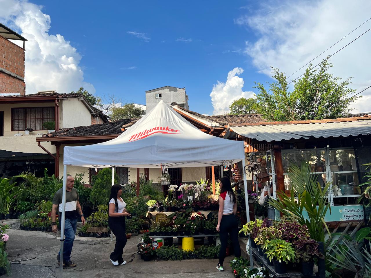 Casa lote a pocos mts del parque de la Estrella