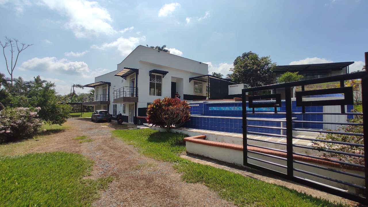 Casa de ensueño Campestre en Cerritos, Pereira
