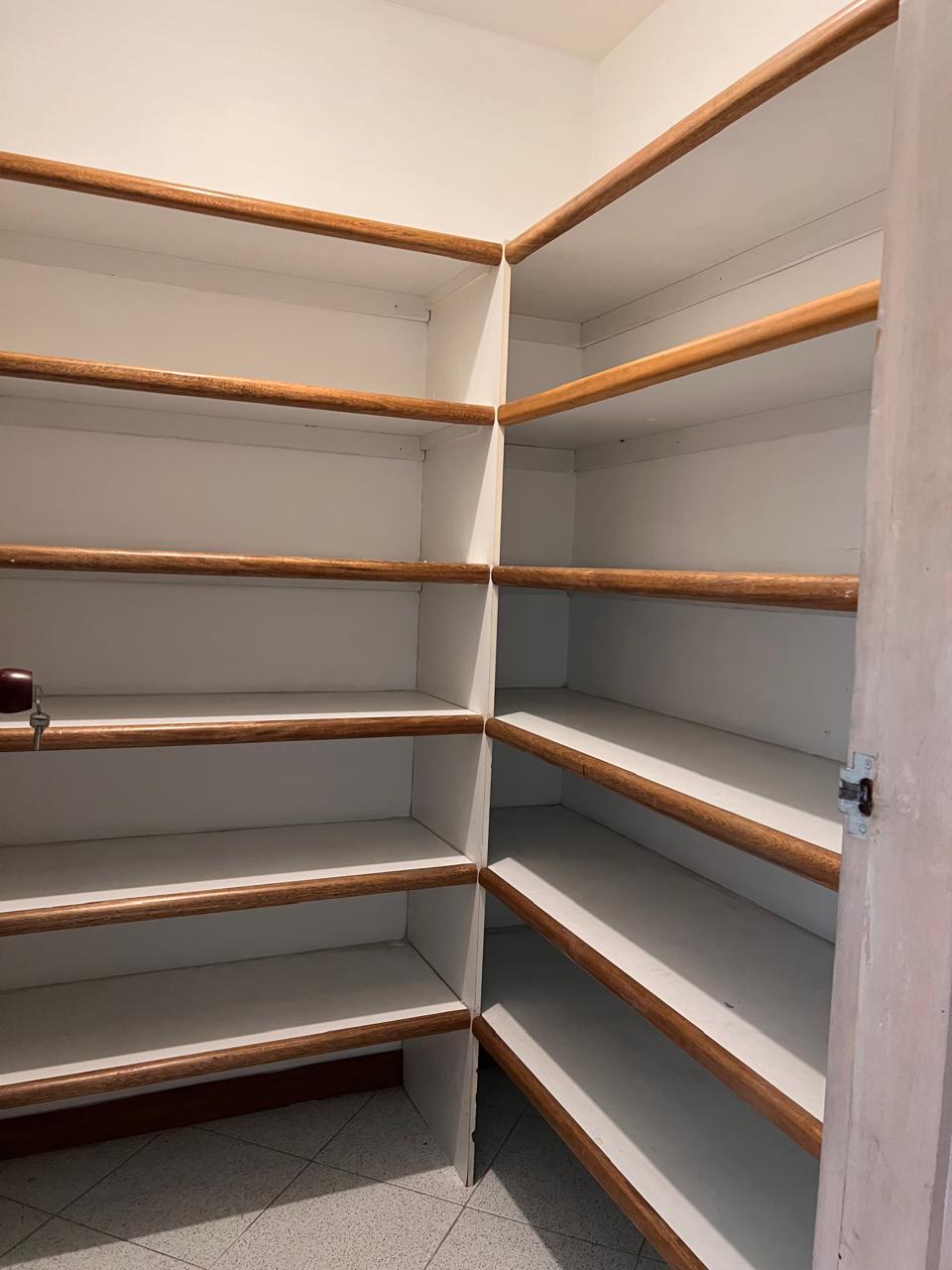 Hermoso y amplio apartamento en exclusivo barrio de El Poblado