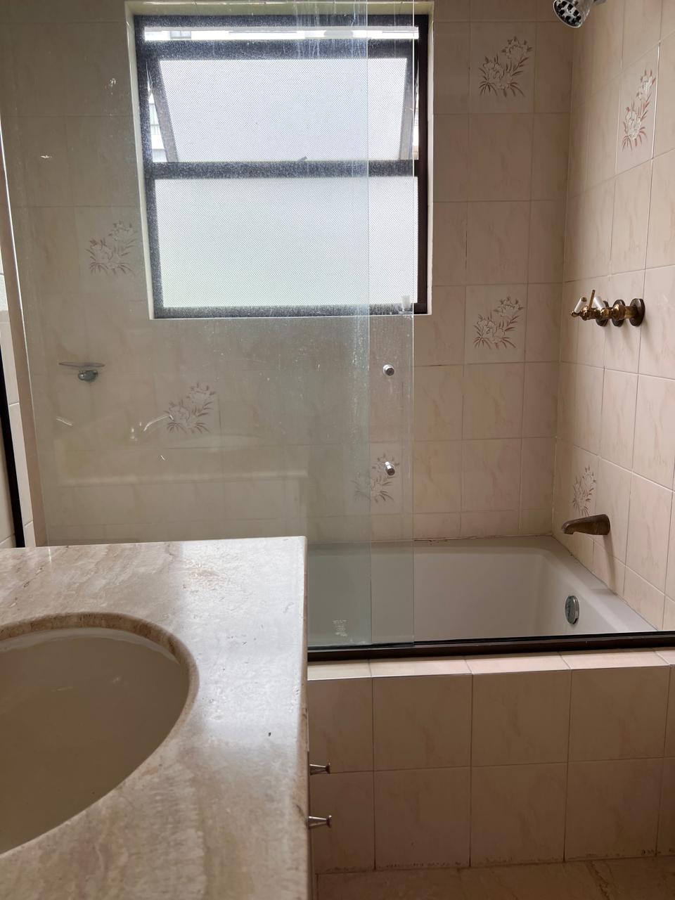 Hermoso y amplio apartamento en exclusivo barrio de El Poblado