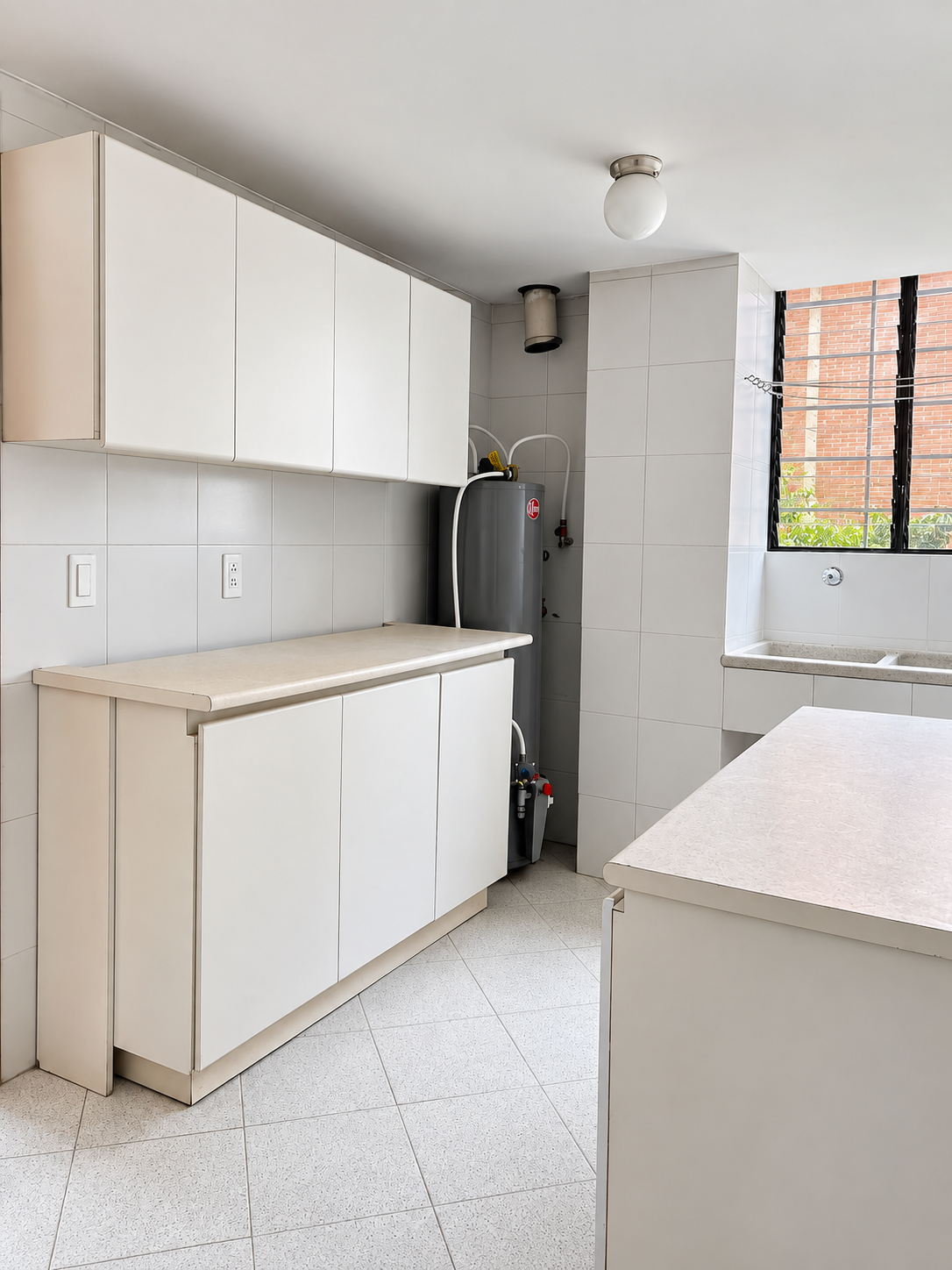 Hermoso y amplio apartamento en exclusivo barrio de El Poblado