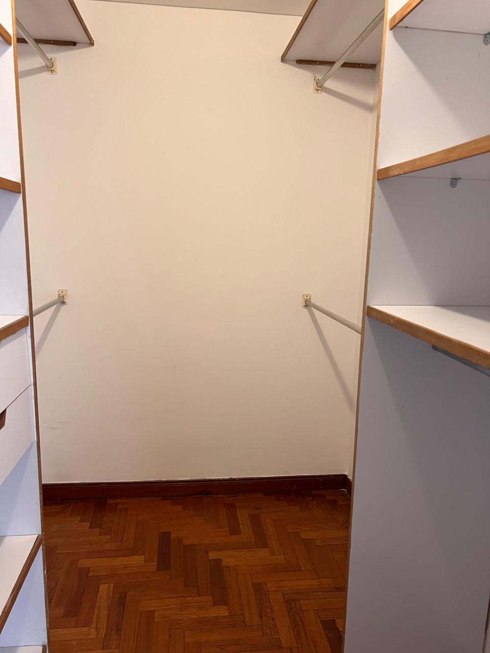 Hermoso y amplio apartamento en exclusivo barrio de El Poblado