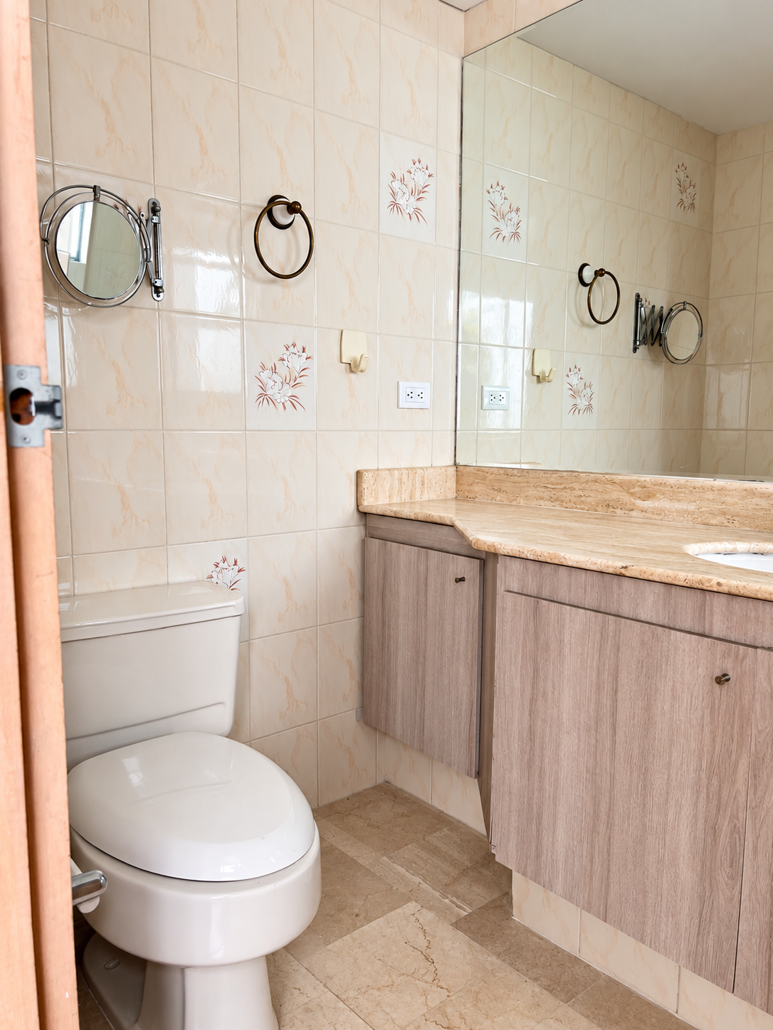 Hermoso y amplio apartamento en exclusivo barrio de El Poblado