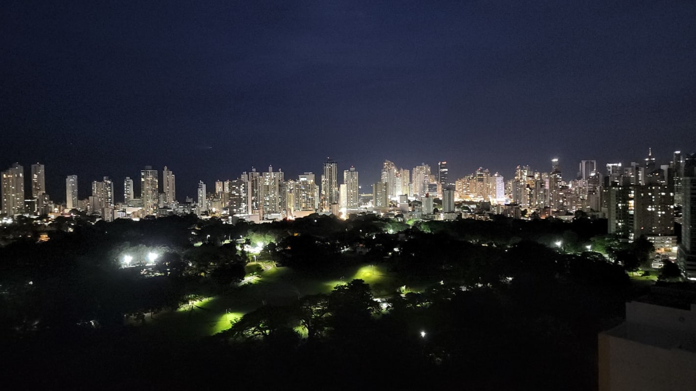 Venta de apartamento en Carrasquilla PH Residencia del  Sol — foto 1