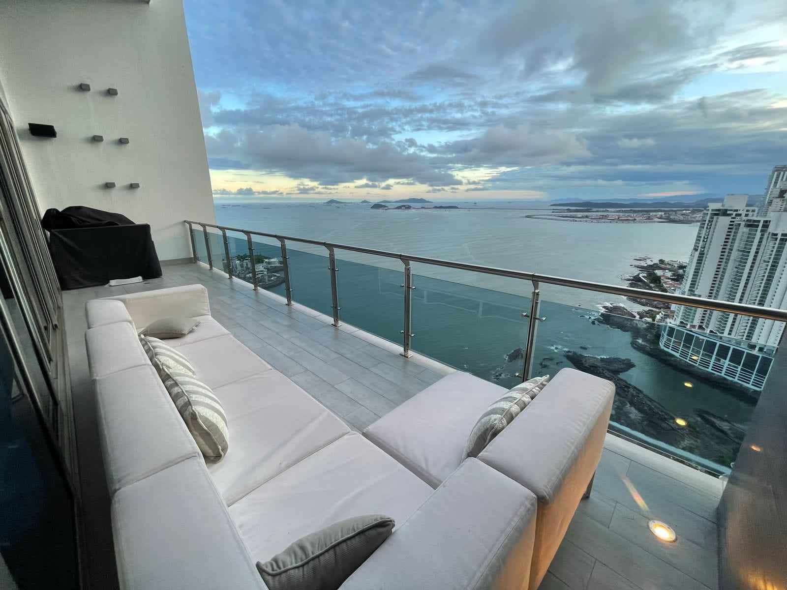 Venta de Penthouse en Punta Pacifíca Aqualina — foto 2