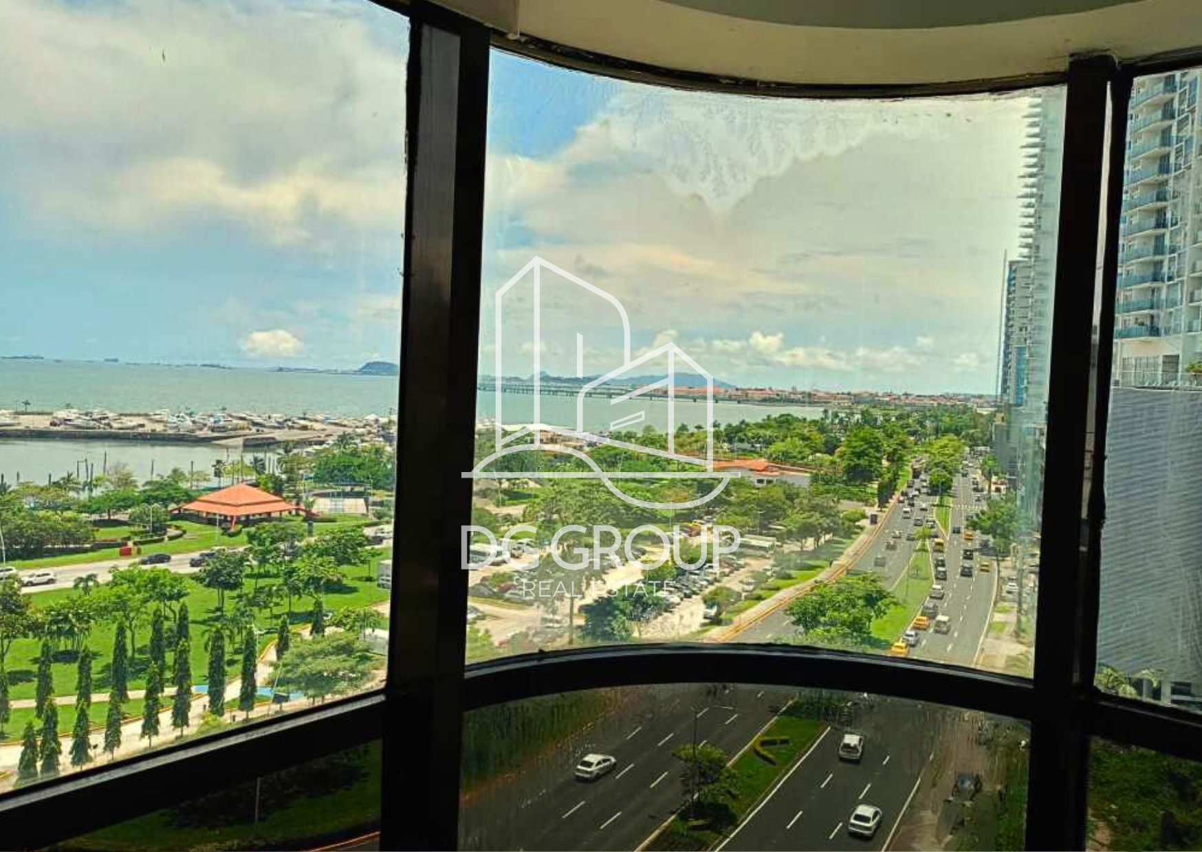 Venta de piso en Avenida Balboa Torre BAC — foto 4