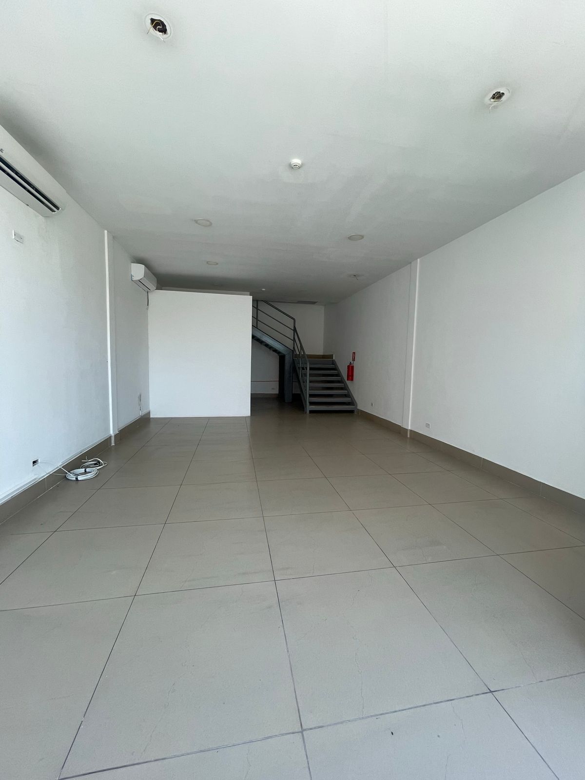 Alquiler de local comercial en San Francisco Plaza 68 Strip — foto 6