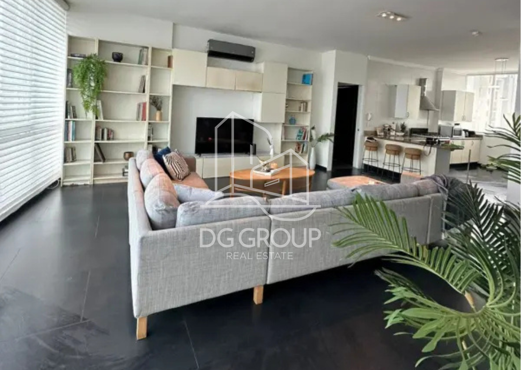 Venta de apartamento amoblado en Avenida Balboa Bella Vista — foto 2