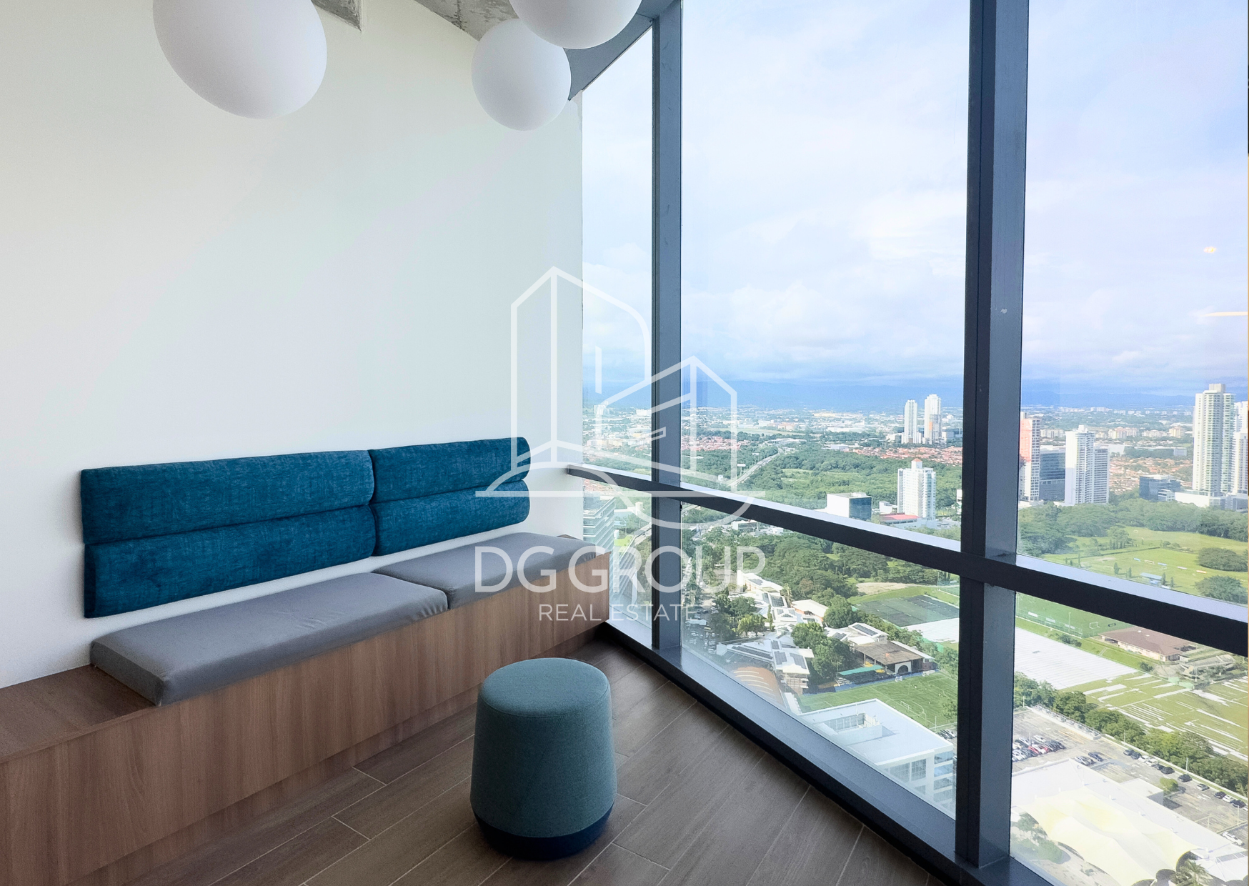 Alquiler de oficina en Costa del Este Financial Park — foto 2