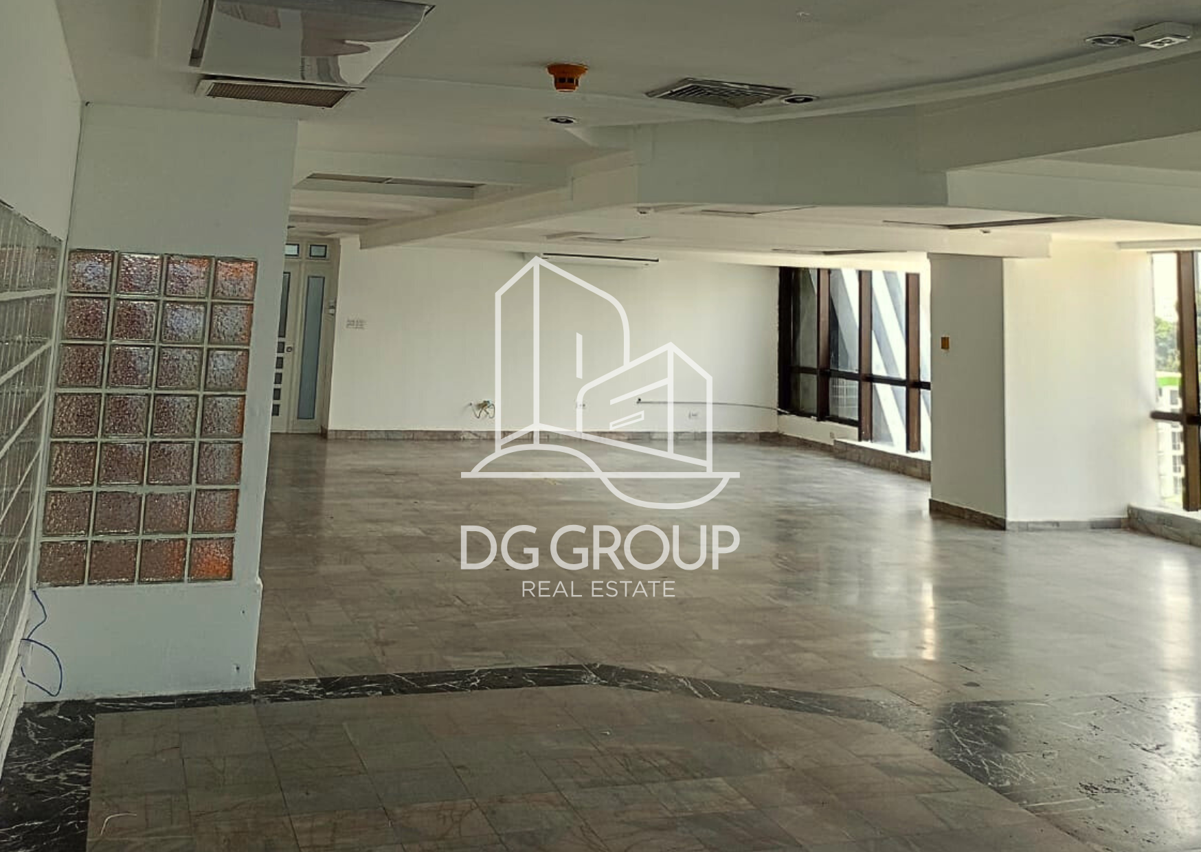 Alquiler de oficina en Avenida Balboa Torre BAC — foto 2