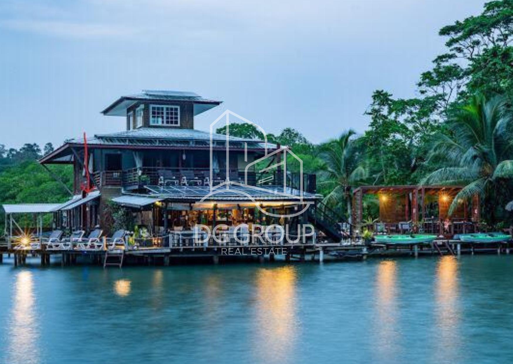 Venta de Hotel sobre el Mar en Isla Bastimentos, Bocas del Toro — foto 1