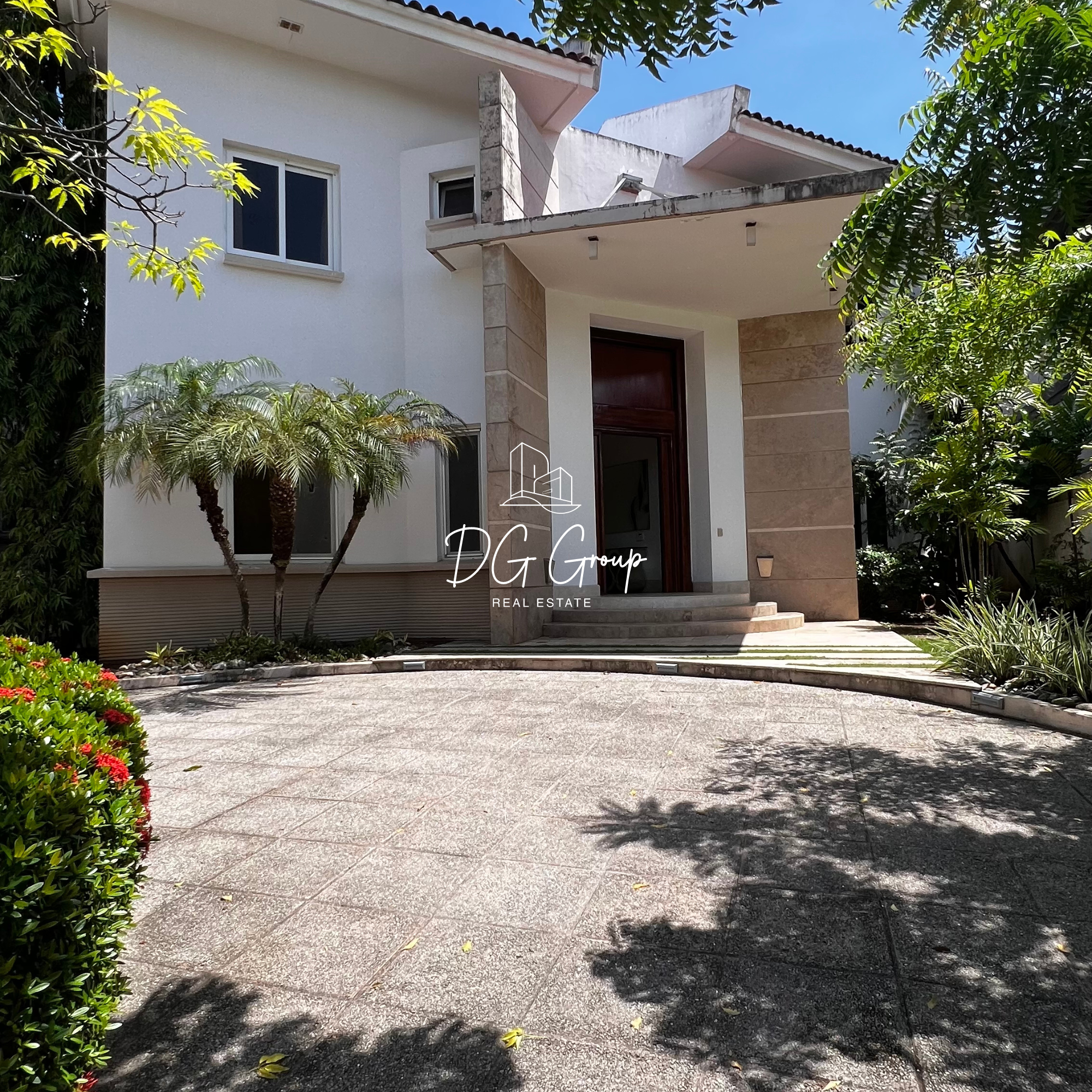 Venta de casa en Costa del Este Residencial Balmoral — foto 1